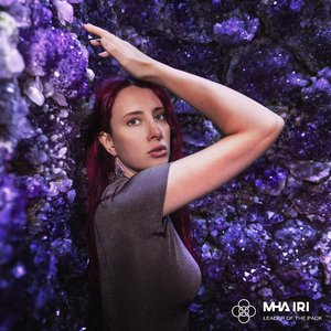 裸体暴乳家政妇
