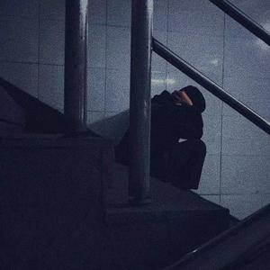 裸体暴乳家政妇
